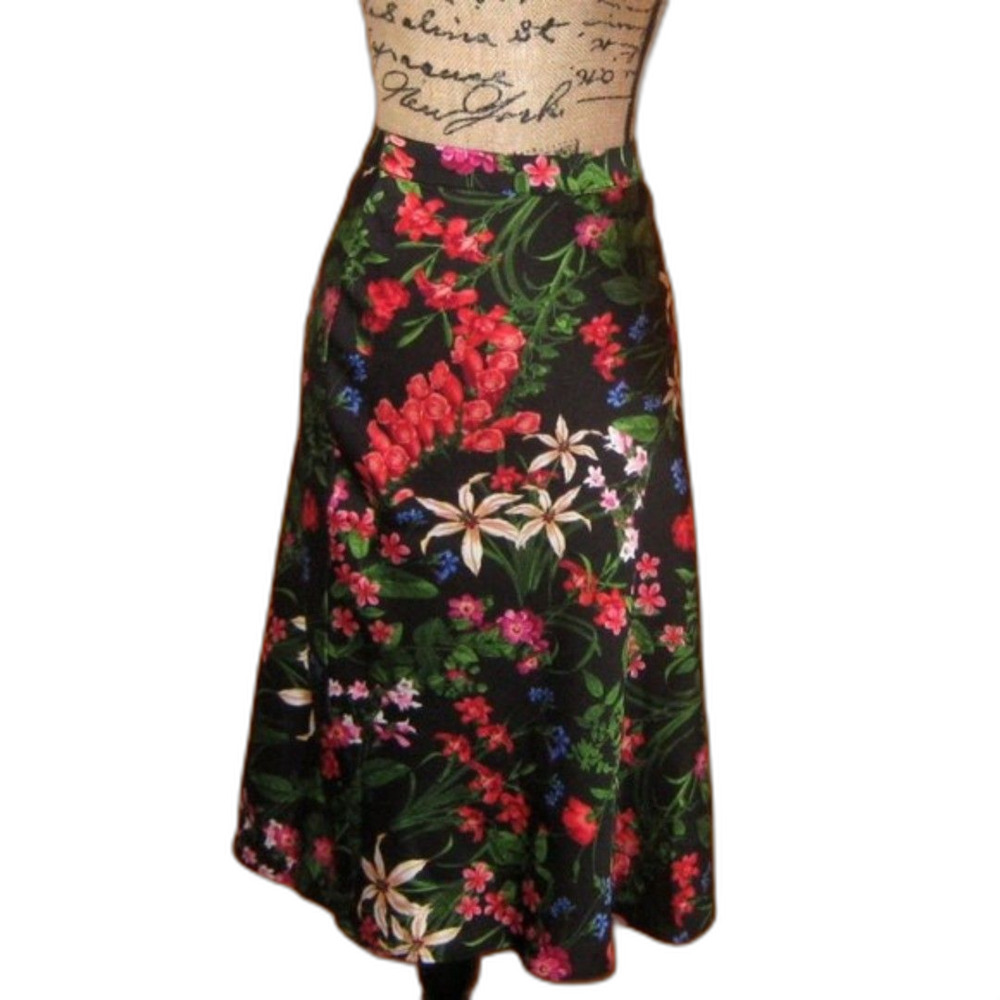Liz Claiborne Size 12 Secret Garden Floral Print Skirt NWT